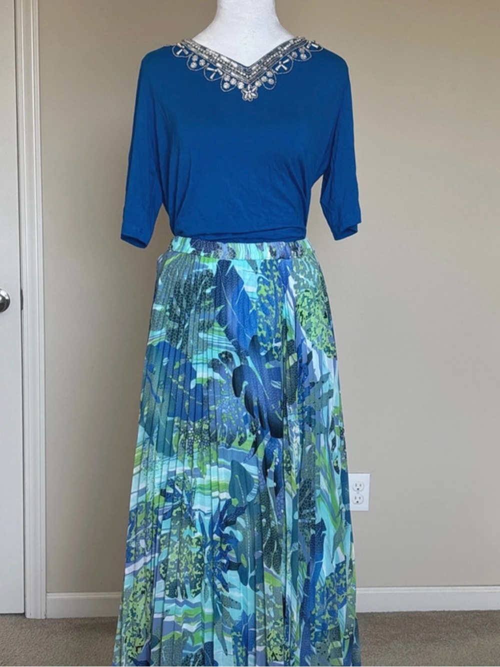 Blue & Green Floral-Print Pleated Maxi Skirt